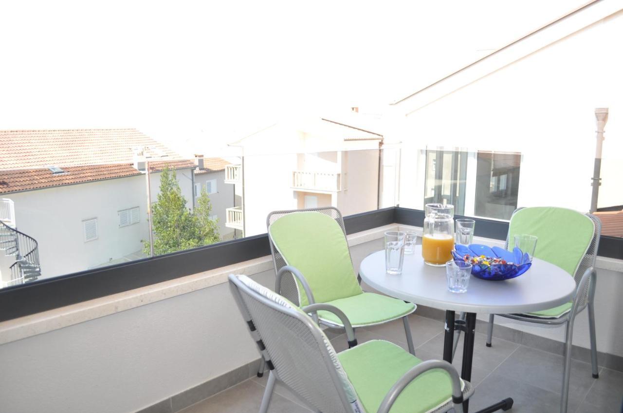 מאקרסקה Apartman Sunnyside מראה חיצוני תמונה