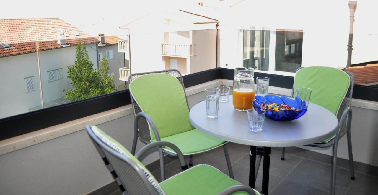 מאקרסקה Apartman Sunnyside מראה חיצוני תמונה